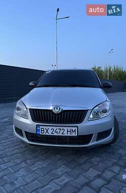 Хетчбек Skoda Fabia 2011 в 