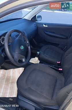 Универсал Skoda Fabia 2005 в 
