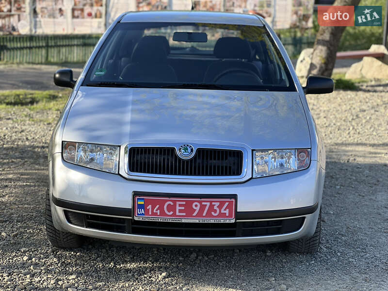 Хетчбек Skoda Fabia 2002 в Долині
