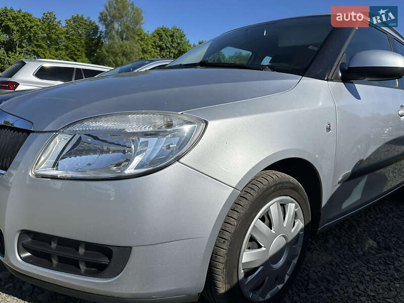 Хетчбек Skoda Fabia 2008 в Луцьку