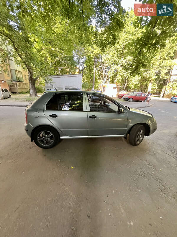 Хетчбек Skoda Fabia 2003 в Одесі