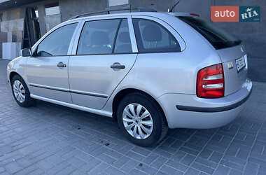 Универсал Skoda Fabia 2003 в 