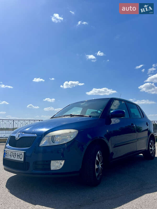 Хетчбек Skoda Fabia 2007 в 