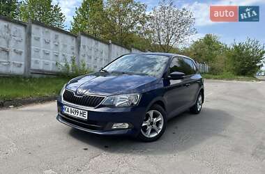 Хэтчбек Skoda Fabia 2016 в 