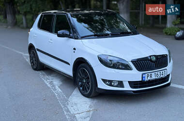 Хэтчбек Skoda Fabia 2012 в 