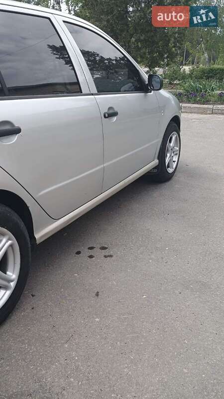 Універсал Skoda Fabia 2003 в Охтирці