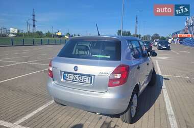 Хетчбек Skoda Fabia 2014 в 
