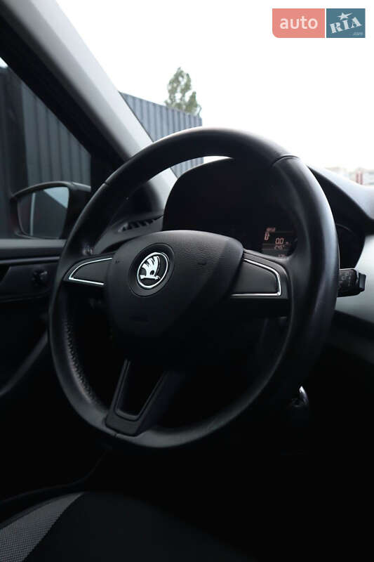 Хетчбек Skoda Fabia 2016 в Черкасах