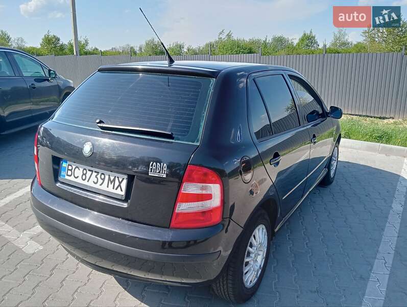 Хетчбек Skoda Fabia 2006 в Львові