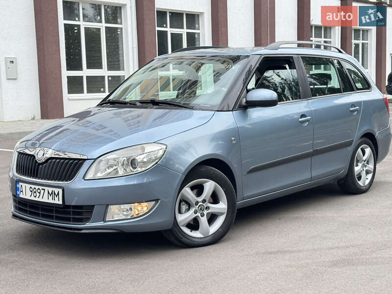 Універсал Skoda Fabia 2010 в Києві