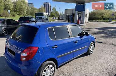 Хетчбек Skoda Fabia 2009 в 