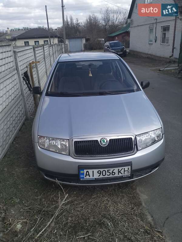 Хетчбек Skoda Fabia 2003 в Чернігові