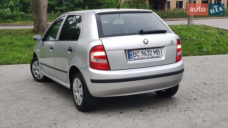 Хетчбек Skoda Fabia 2006 в Дрогобичі
