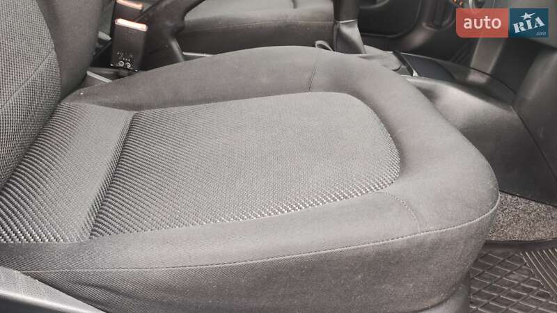 Хетчбек Skoda Fabia 2006 в Дрогобичі