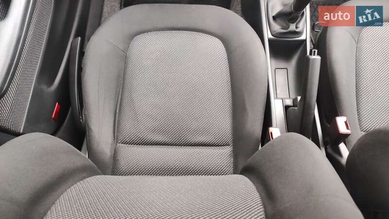 Хетчбек Skoda Fabia 2006 в Дрогобичі