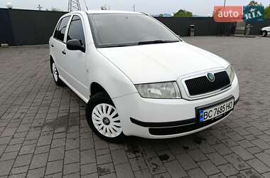 Хетчбек Skoda Fabia 2002 в 