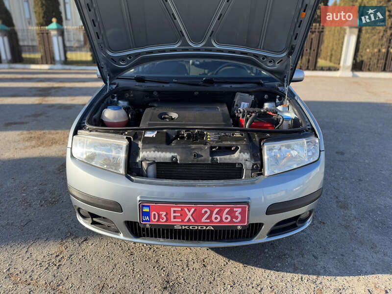 Универсал Skoda Fabia 2006 в Ровно