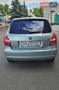 Универсал Skoda Fabia 2010 в 
