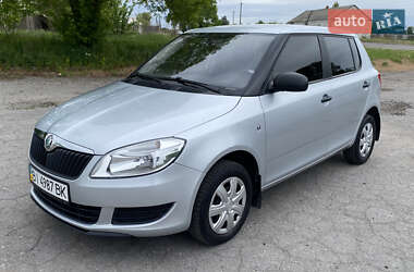 Хетчбек Skoda Fabia 2011 в 