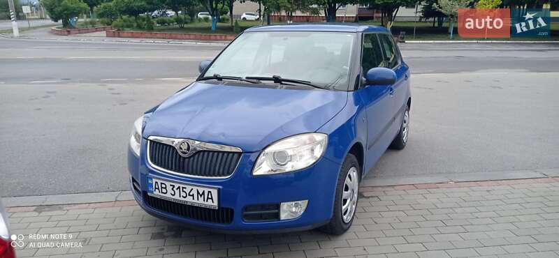 Хэтчбек Skoda Fabia 2009 в Виннице