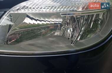 Хетчбек Skoda Fabia 2009 в 