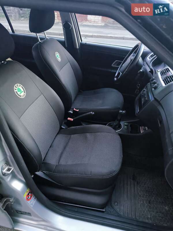 Универсал Skoda Fabia 2009 в Чернигове