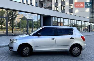 Хетчбек Skoda Fabia 2008 в 