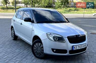 Хетчбек Skoda Fabia 2008 в 