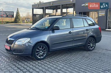 Універсал Skoda Fabia 2009 в Вінниці