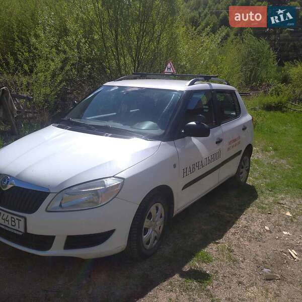 Хэтчбек Skoda Fabia 2011 в Рахове