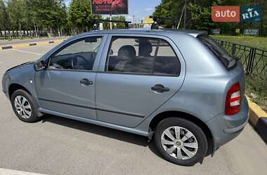 Хетчбек Skoda Fabia 2002 в Києві