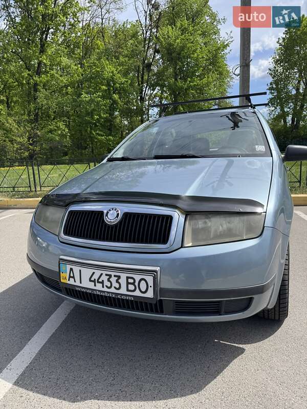 Хэтчбек Skoda Fabia 2002 в Киеве