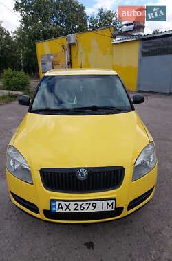 Хэтчбек Skoda Fabia 2008 в Харькове