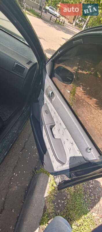 Седан Skoda Fabia 2003 в Одесі