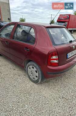 Хетчбек Skoda Fabia 2004 в 