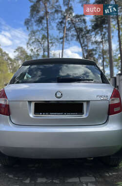 Хетчбек Skoda Fabia 2008 в 