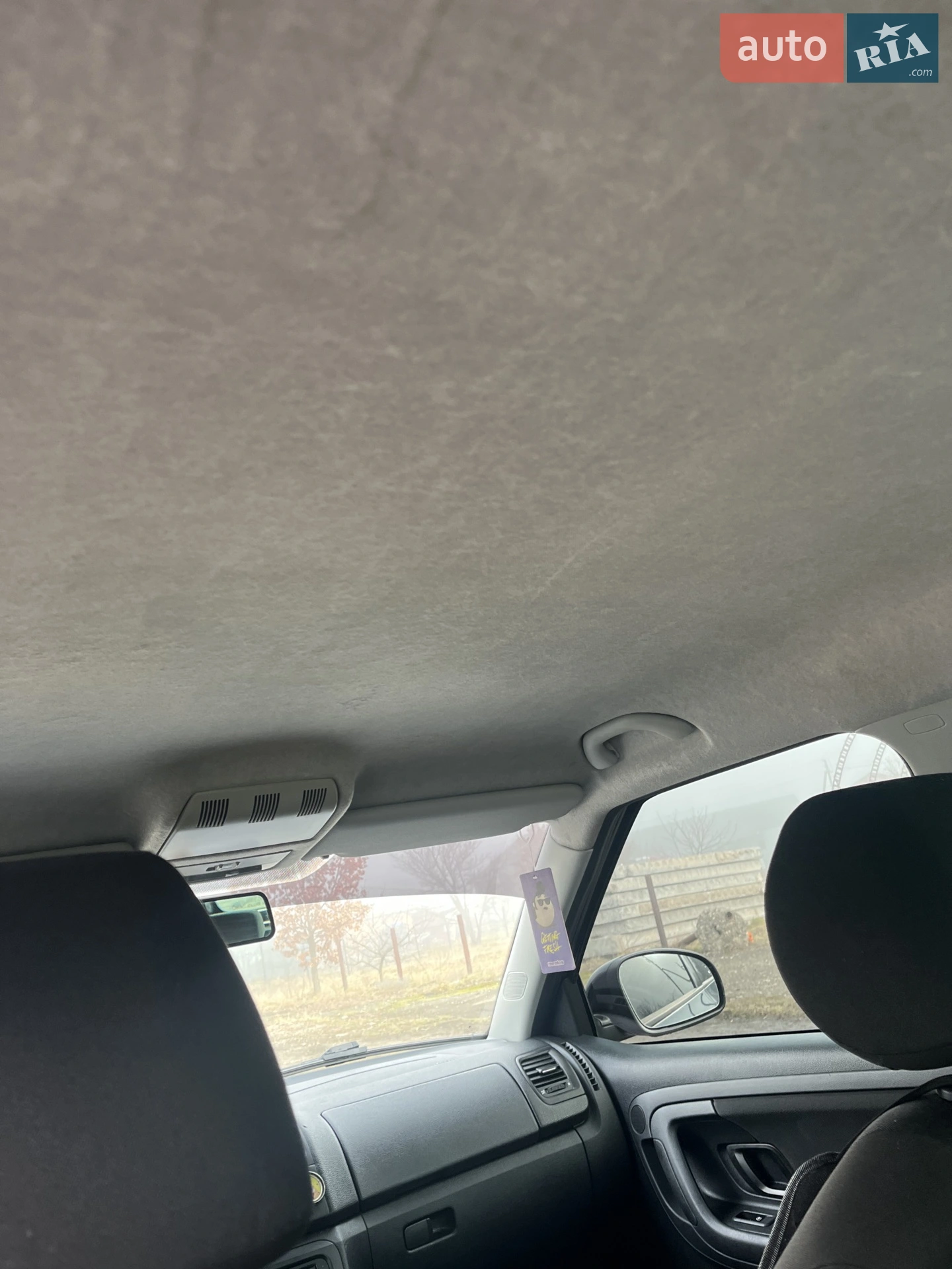 2011 Skoda Fabia - мініатюра 3