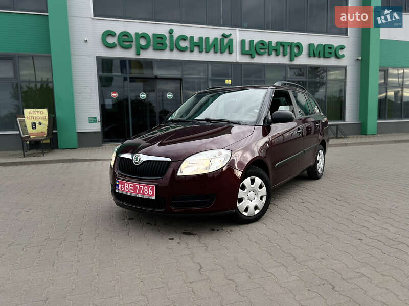 Універсал Skoda Fabia 2010 в Нововолинську