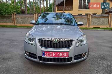 Універсал Skoda Fabia 2009 в Чернігові