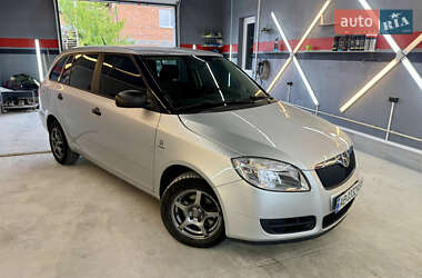 Универсал Skoda Fabia 2009 в Виннице