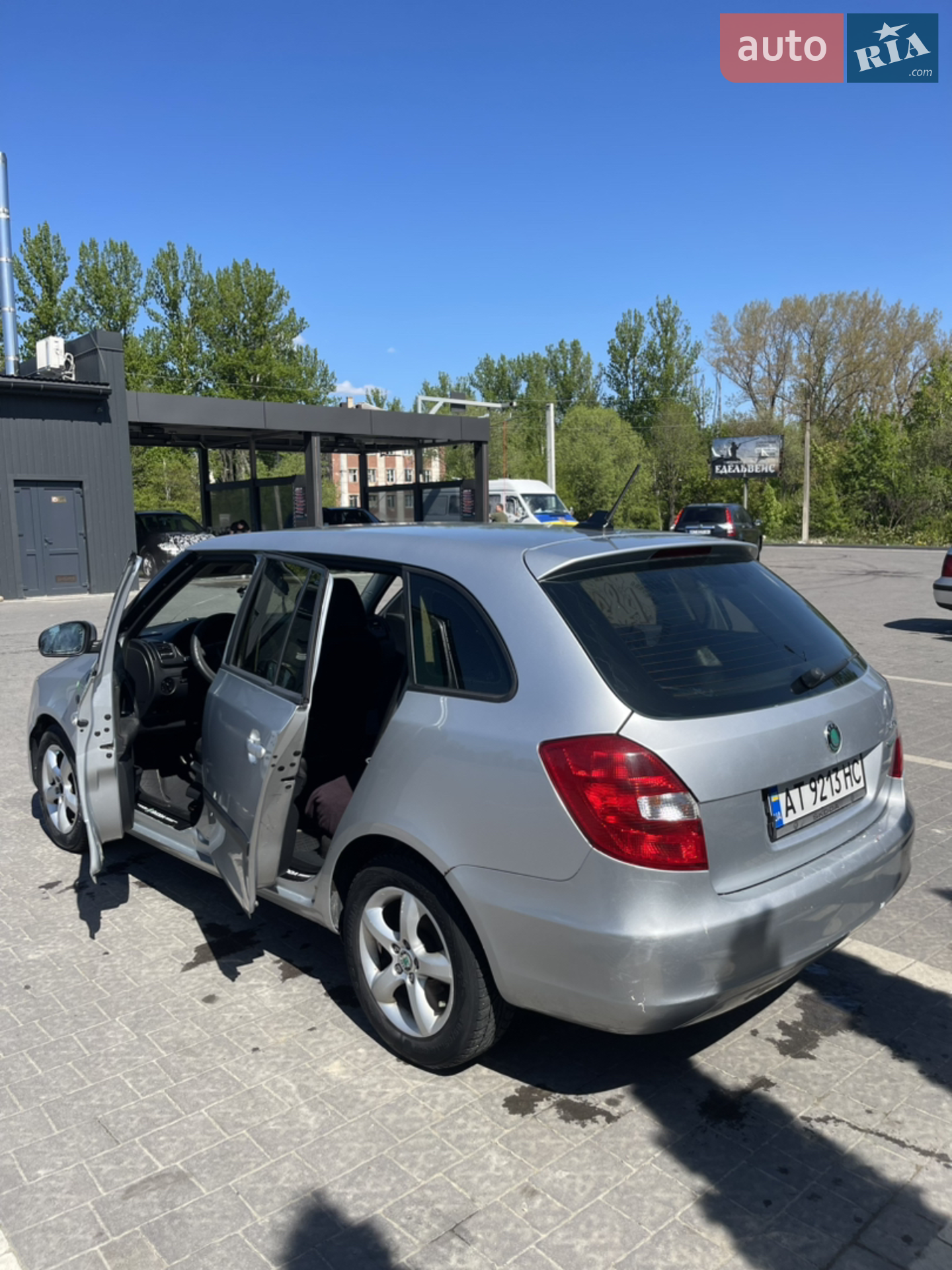 2012 Skoda Fabia - мініатюра 10
