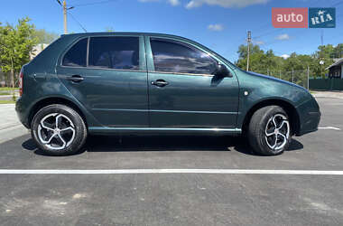 Хэтчбек Skoda Fabia 2007 в 