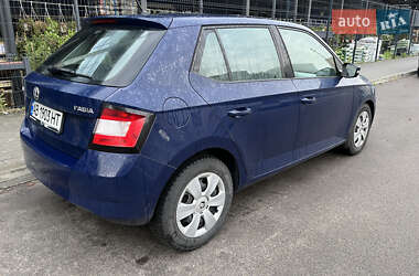 Хэтчбек Skoda Fabia 2015 в 