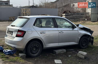 Хэтчбек Skoda Fabia 2017 в 