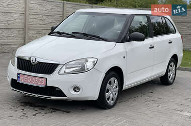 Універсал Skoda Fabia 2013 в Луцьку