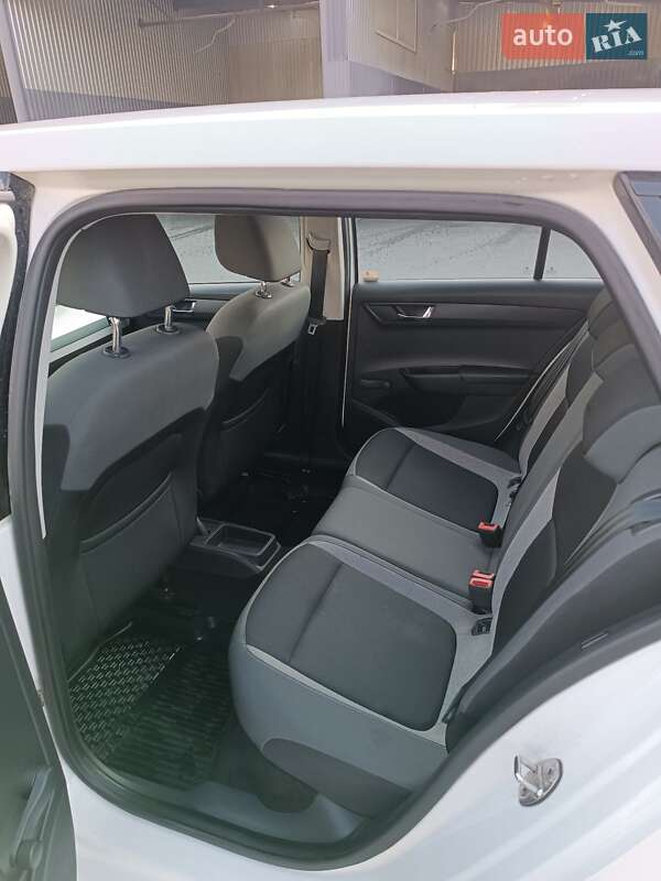 Універсал Skoda Fabia 2015 в Мукачевому