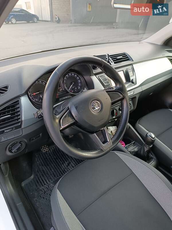 Універсал Skoda Fabia 2015 в Мукачевому