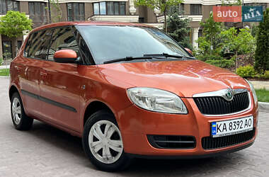 Хетчбек Skoda Fabia 2009 в Києві