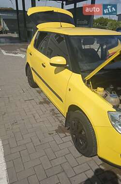 Хетчбек Skoda Fabia 2008 в 