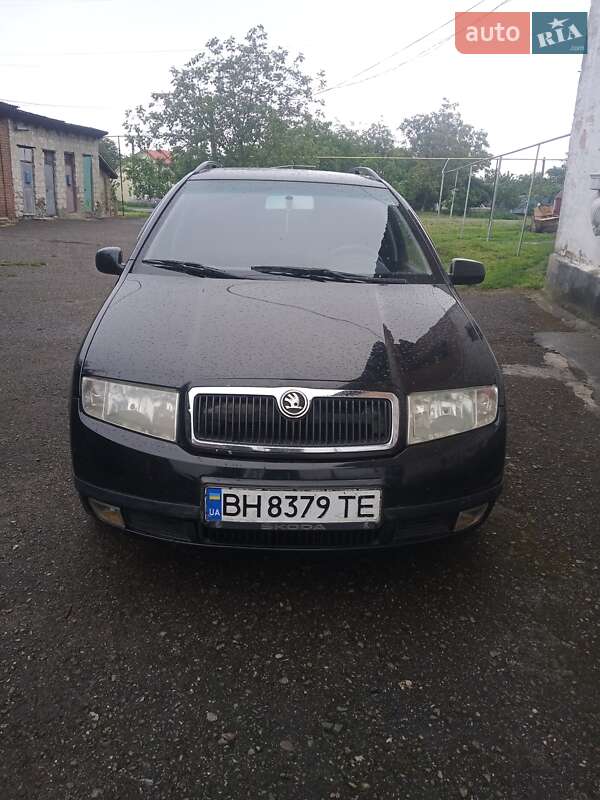 Универсал Skoda Fabia 2002 в Подольске